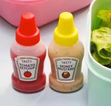 BPA Free Mini Squeeze Bottle 1 oz 25ml Camping Sauce Bottle for togo Restaurant Condiment Ketchup bbq Chili Packaging Container