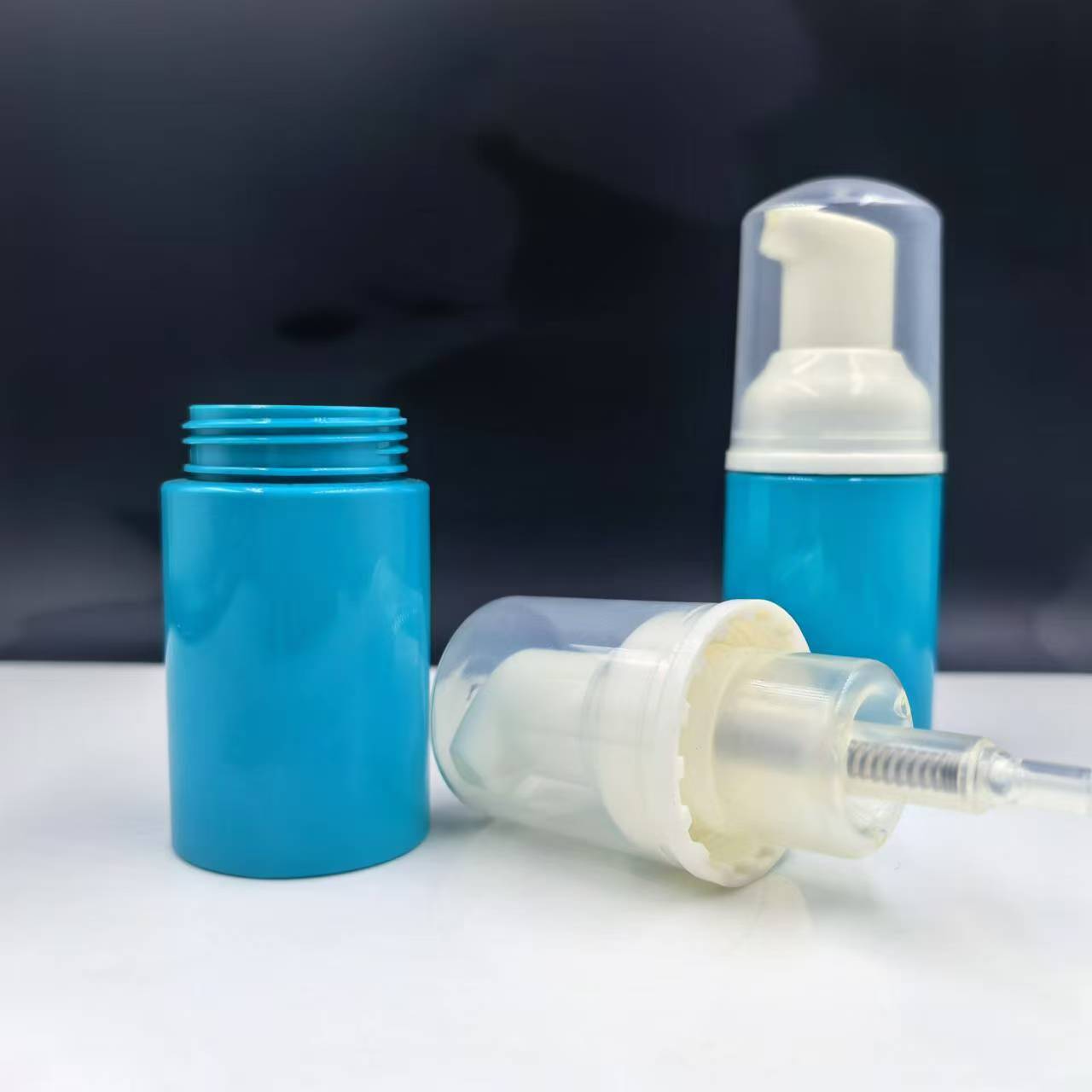 50ml cosmetic plastic foam bottle for cream or hand wash with pump Plastic Emulsion Spray Airless Bottle
