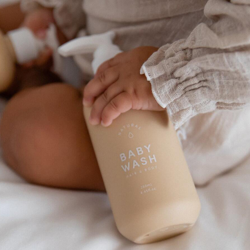 250ml 300ml 500ml matte boston lotion bottle round PET plastic pump bottle empty customized color and logo clean container
