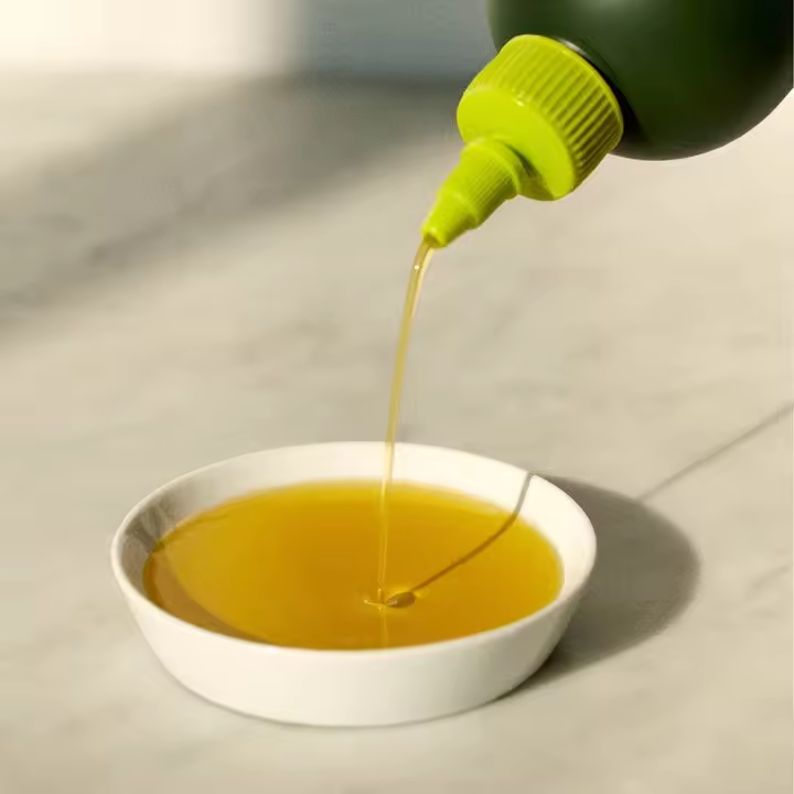 Bulk Empty Greek Olive Oil Bottles Small 500ml 750ml Matte Green Black Decorative Olive Oil Bottles Squeeze with Spout Twist Cap