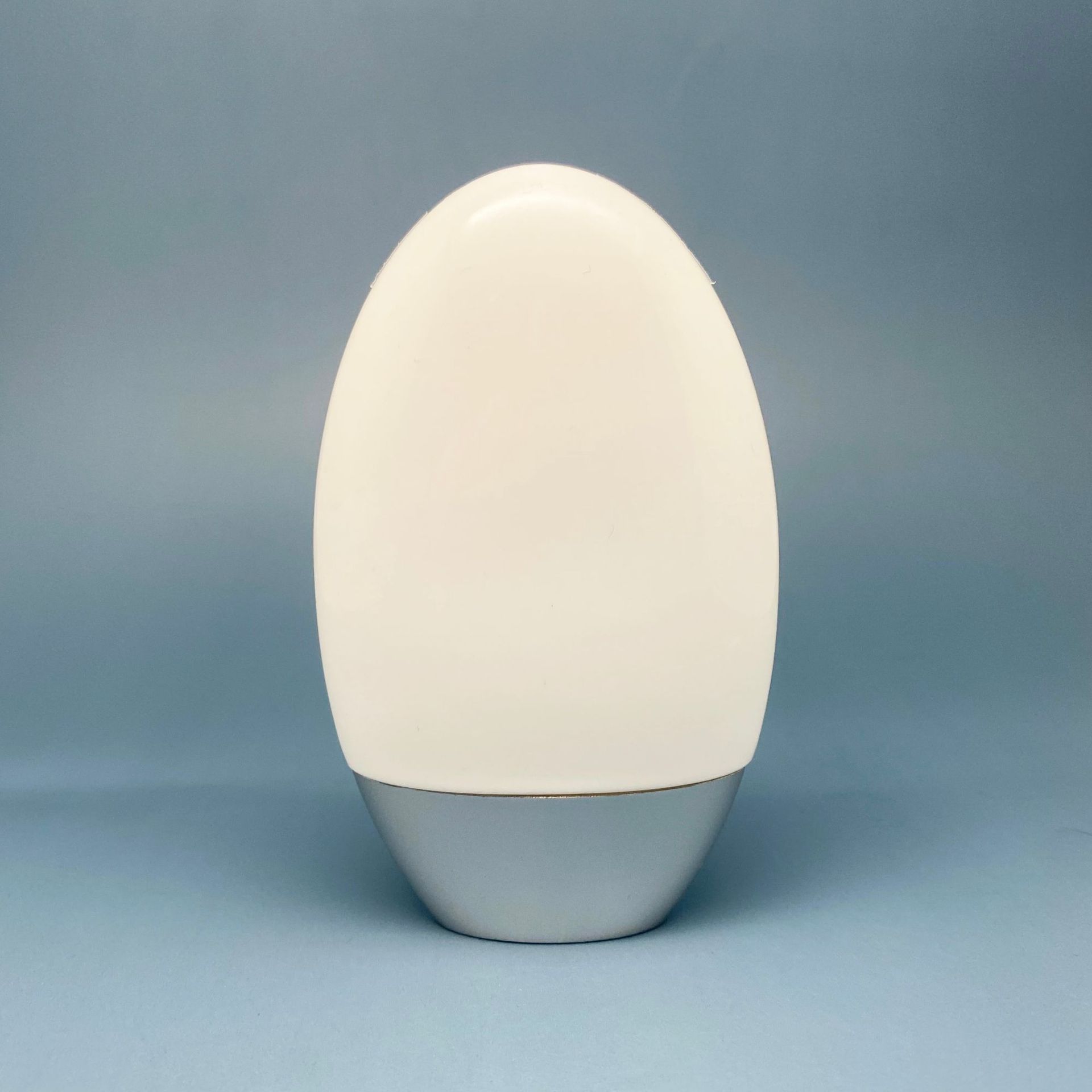 Custom Logo Empty Squeeze Sunscreen Sunblock Cream Bottle egg shape squeezable hand cream container Plastic Squeeze Bottle
