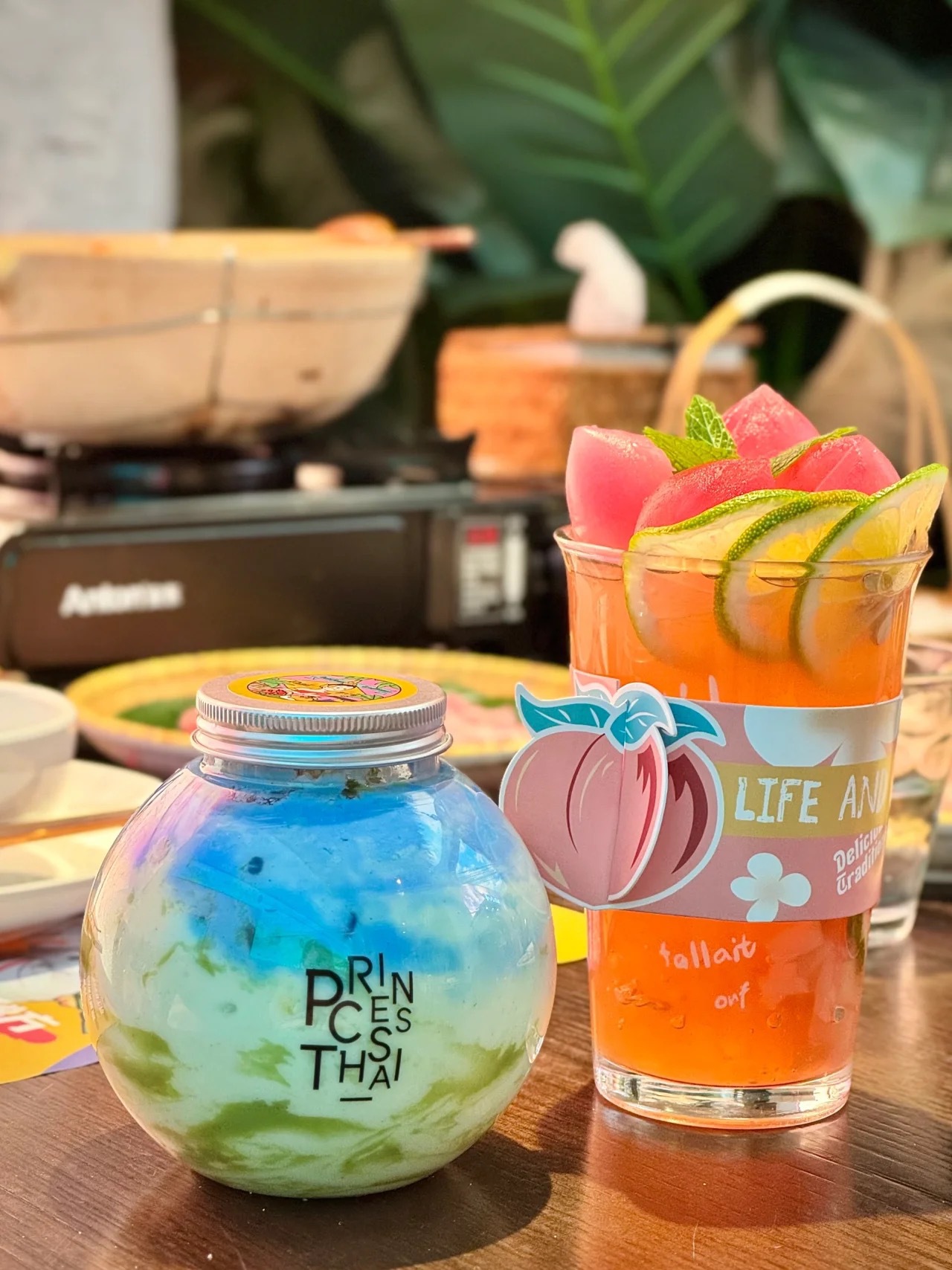 500ml Unique Ball Shaped PET Plastic Bottle Empty Transparent Plastic Juice Bottles With Aluminum Lid Beverage Bottle