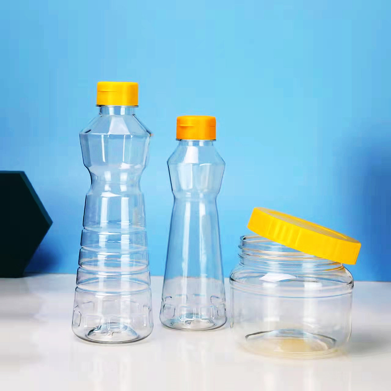 150ml 200ml 300ml Plastic Oil Bottle with Flip Top Cap Customize Sauce Honey Syrup Squeeze Bottles Plastic Peanut Butter Jar