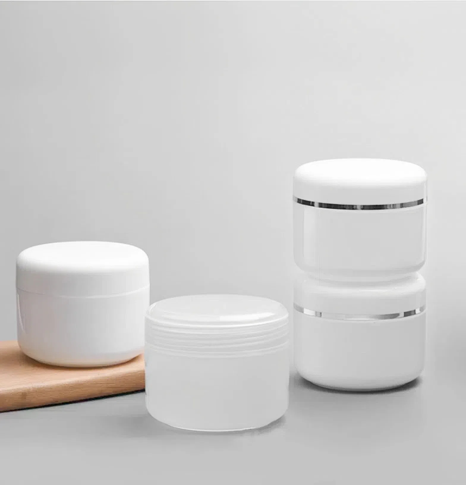 Plastic Cosmetic Face Cream PP jar 50g 100g 150g 200g 250g White Translucent Jars With Silver Ring Lid Body Scrub Balm Jar