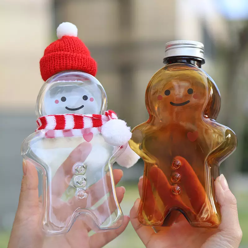 Custom Cute Christmas Coffee Drink Container Juice Jar Milk Bubble Tea Boba Cups Gingerbread Plastic Bottle with Lid and Straw