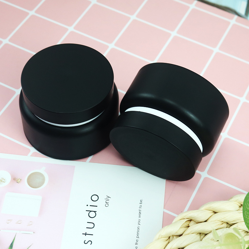 Matte Black Jar Empty Skincare Plastic Cream Jar Round 100g 120g Custom Frosted Customize Cosmetic Jar With Lid