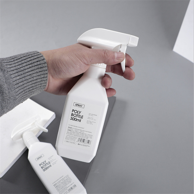 Empty HDPE PET 300ml/10oz 500ml/16oz White Square Trigger Plastic Spray Bottles for Room Water Car Detailing Cleaning Solutions