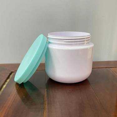 Custom Color 250ml face cream jar 500ml 1000ml body butter scrub jar Wide Mouth PET Plastic Jars With Lids 8 oz 16 oz 32 oz