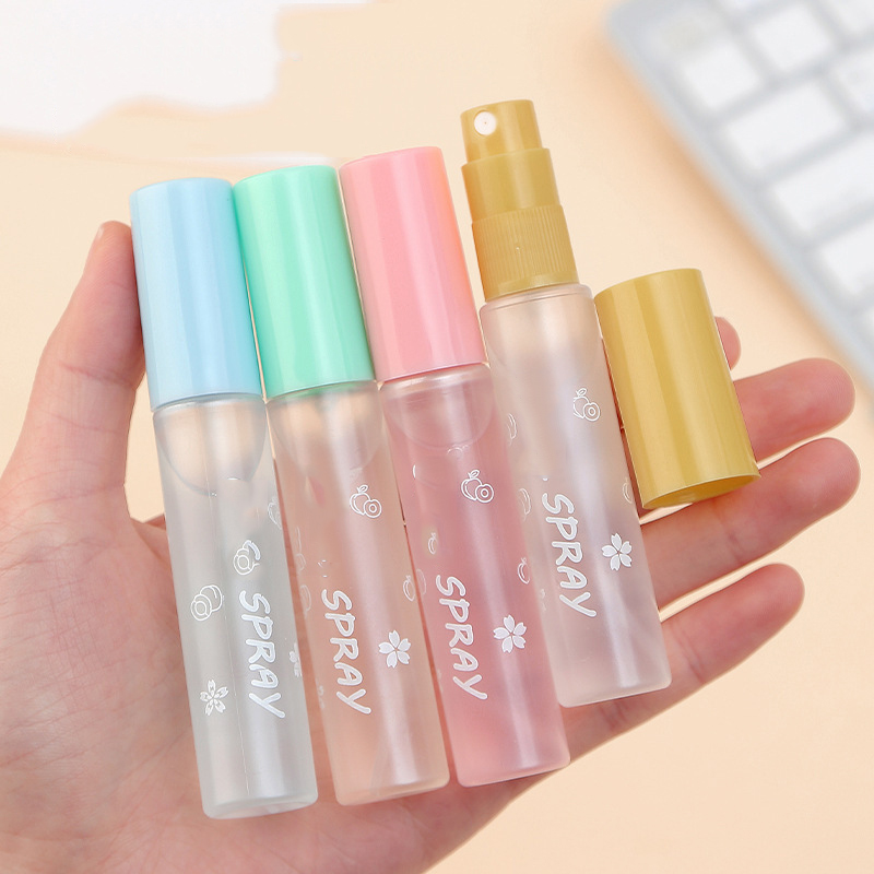 Customize Luxury wholesale Round 5ml 10ml 15ml Mini Clear Spray Bottle Plastic Perfume Sample Atomizer tester Oil Packaging