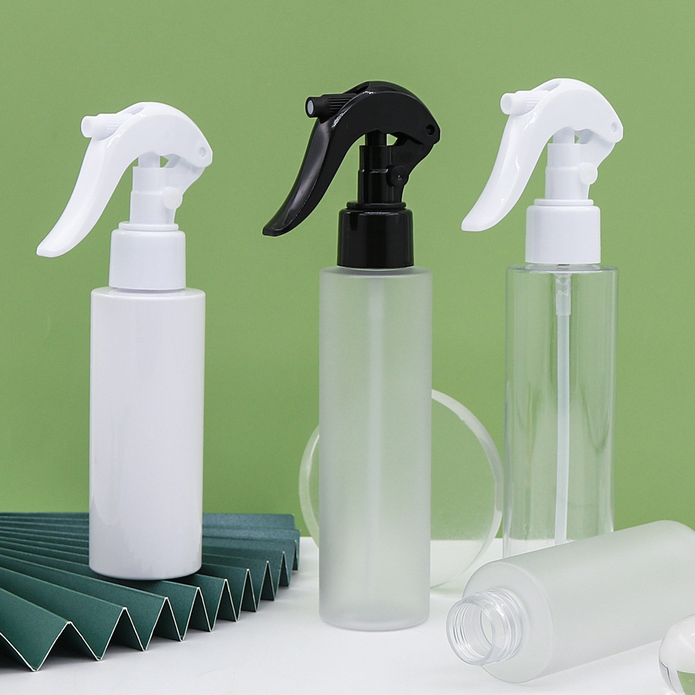Plastic Mouse Trigger Spray Bottle 200ml 300ml 500ml Water Liquid Sanitizer Spray Jar Round square container Customized logo