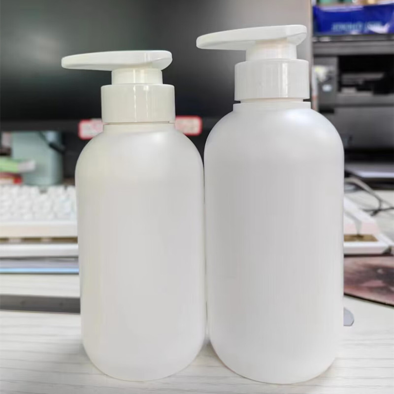 White Soft Touch Luxury 500ml 300ml 250ml Plush Refillable Shampoo and Conditioner Bottles Body Hand Wash Bottle with White Pump