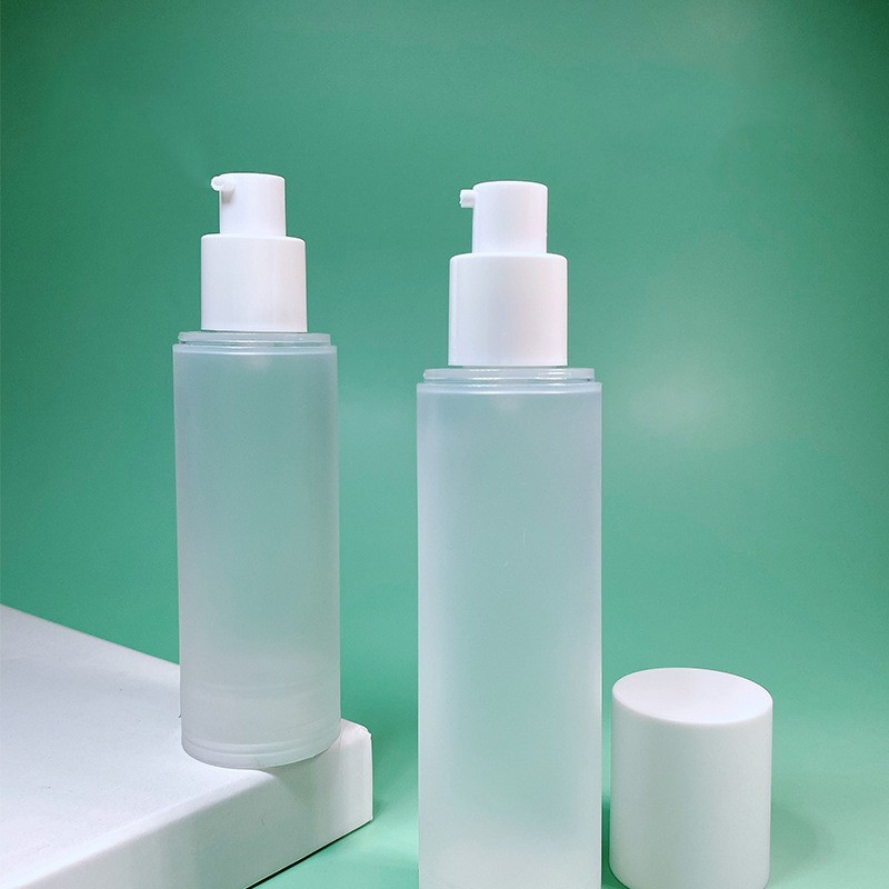 Makeup Beauty Perfume Balm Toner 80ml 100 ml 120ml 150ml 200ml Vacuum Airless Fabric Paint Fine Mist Spray Matte Plastic Bottle