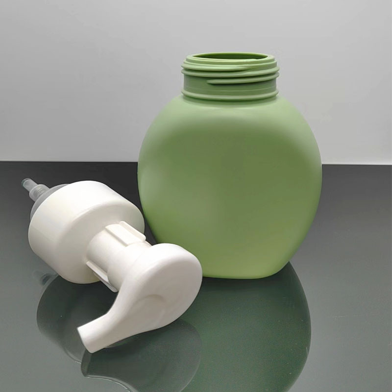 250ml luxury empty hand wash plastic bottles facial cleanser foam pump bottle cosmetic packaging bottle with foam pump