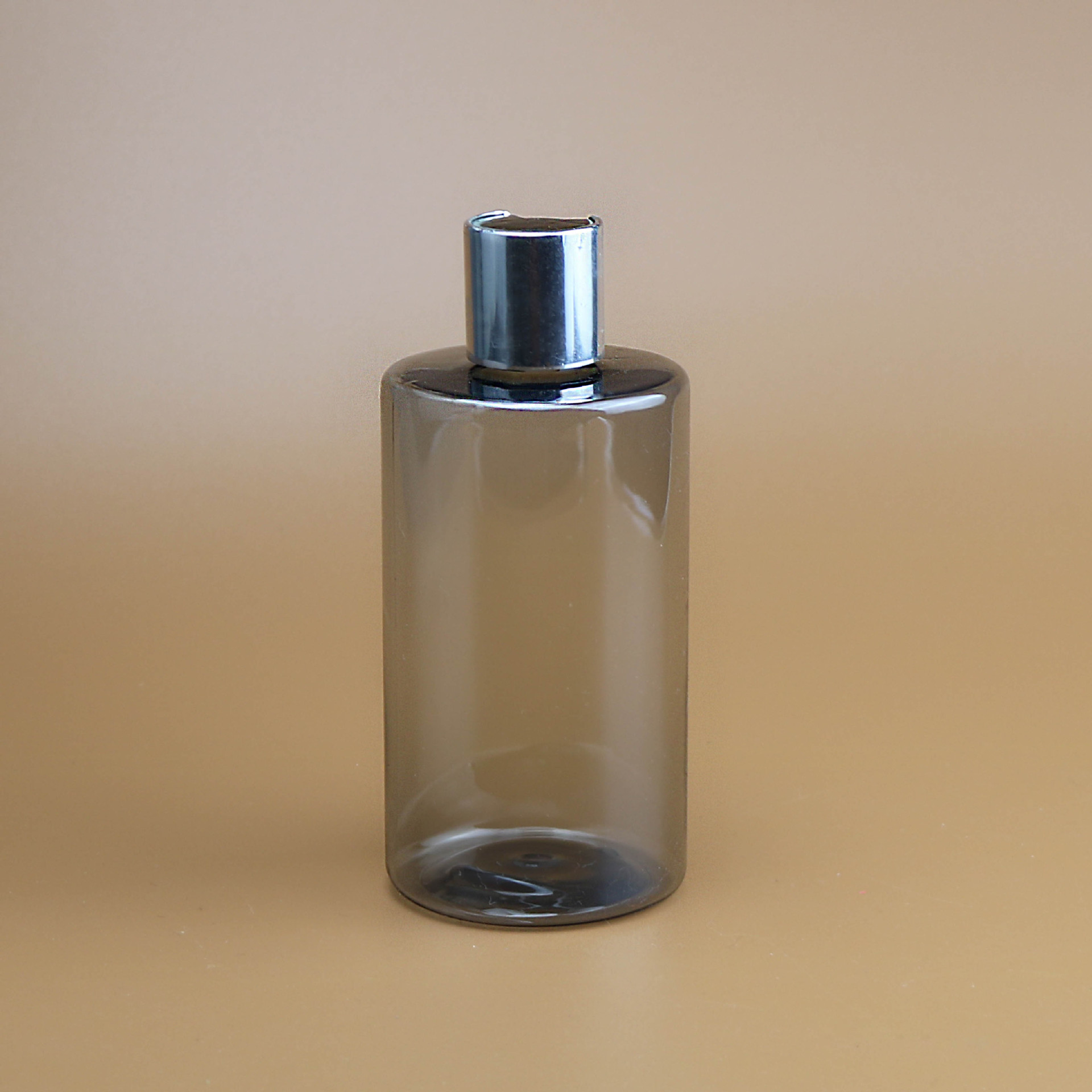 300ml flat shoulder round PET Shampoo bottle with electroplating disc cap Cosmetic Lotion Essence Toner Perfume body wash bottle