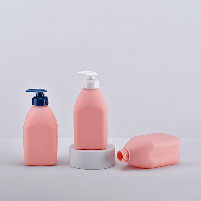 Custom high-end lotion bottle HDPE children's Shampoo Body Wash Bottle Pink 300ml 500ml soft touch plush shampoo bottle