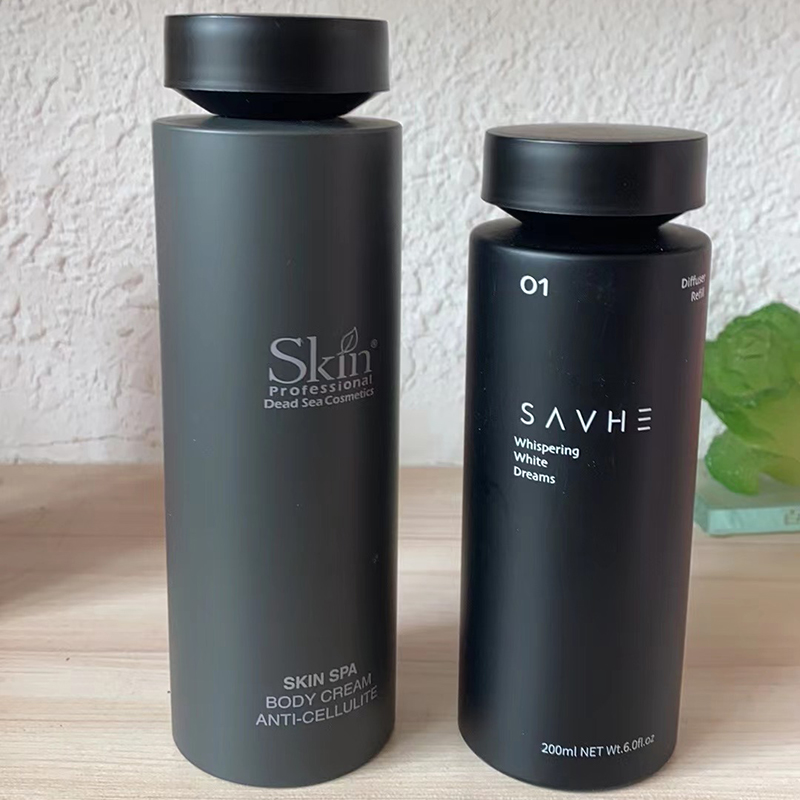 Clear Matte Plastic PET Lotion Bottle 100ml 200ml 250ml Customize  Shampoo Bottle Plastic black Bottle for Toner with Screw Lid