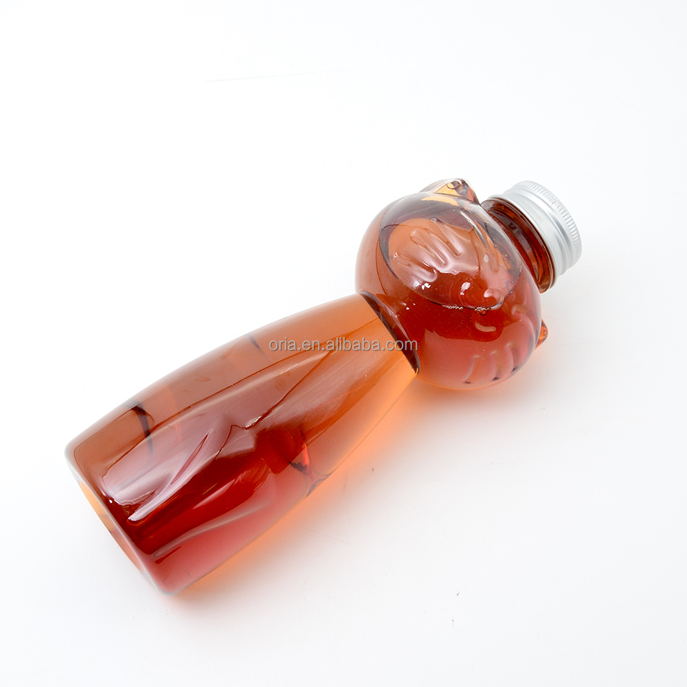 Cute Animal Shape  plastic drinking disposable PET empty bottle with screw aluminum lid BPA Free animal shape beverage container
