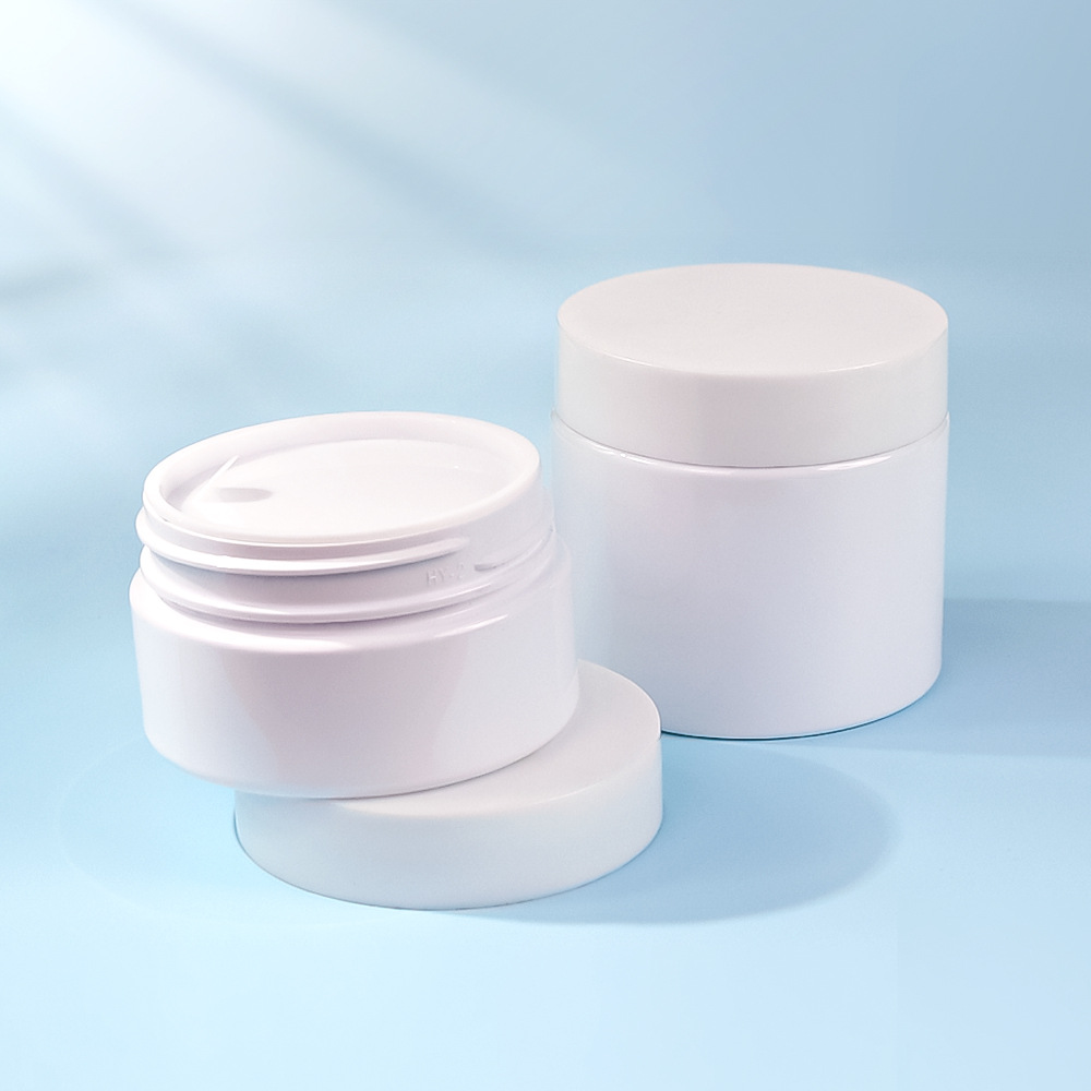 Facial Cream Jar 300ml 400ml 500ml Customize White Lotion Jar Plastic Cosmetic Butter Packaging Can Wide Mouth Pump Jar