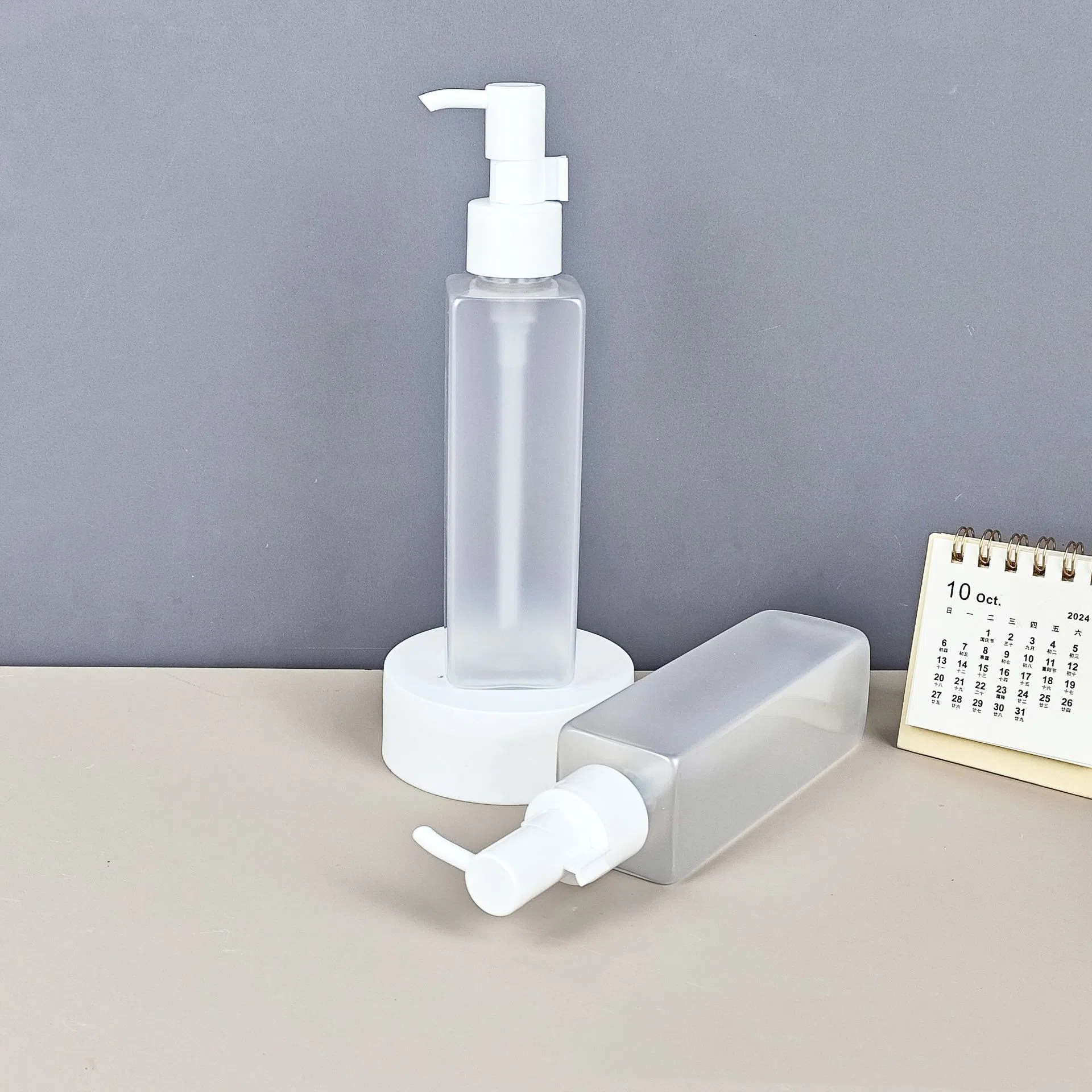 150ml PET Plastic square clear frosted cosmetic lotion hair conditioner makeup remover oil cleanser bottle gold pump