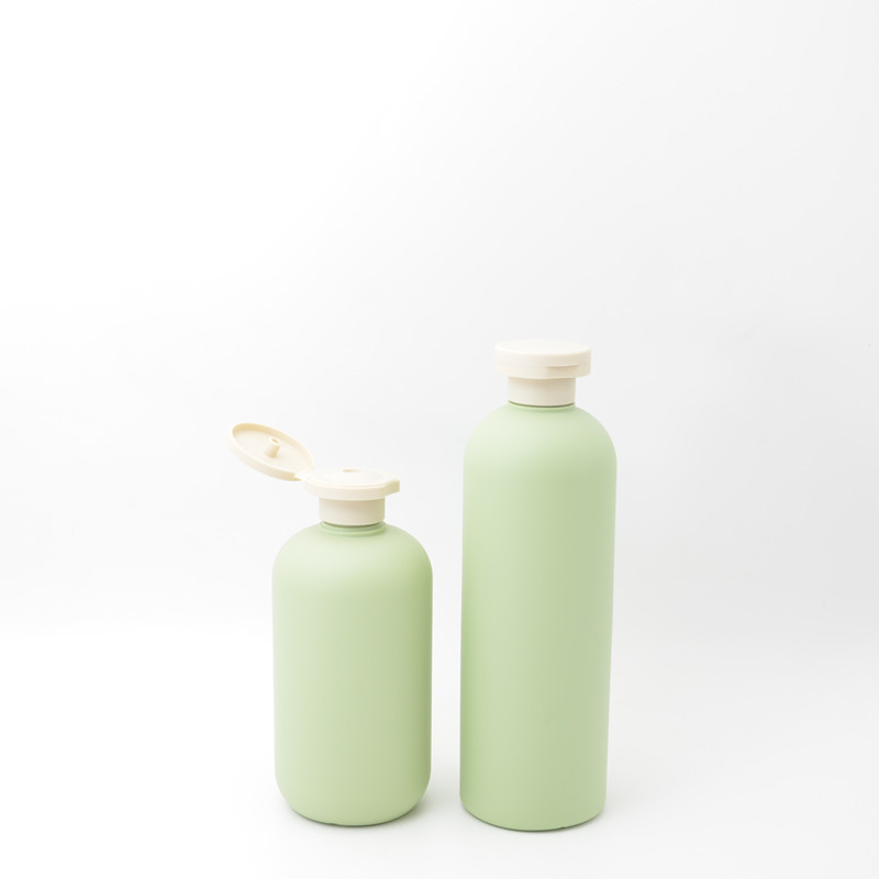 Luxury 500ml Frosted Matte Green Soft Touch Squeeze Hotel Shampoo Shower Gel Container HDPE Empty Plastic Bottle with Disc Cap