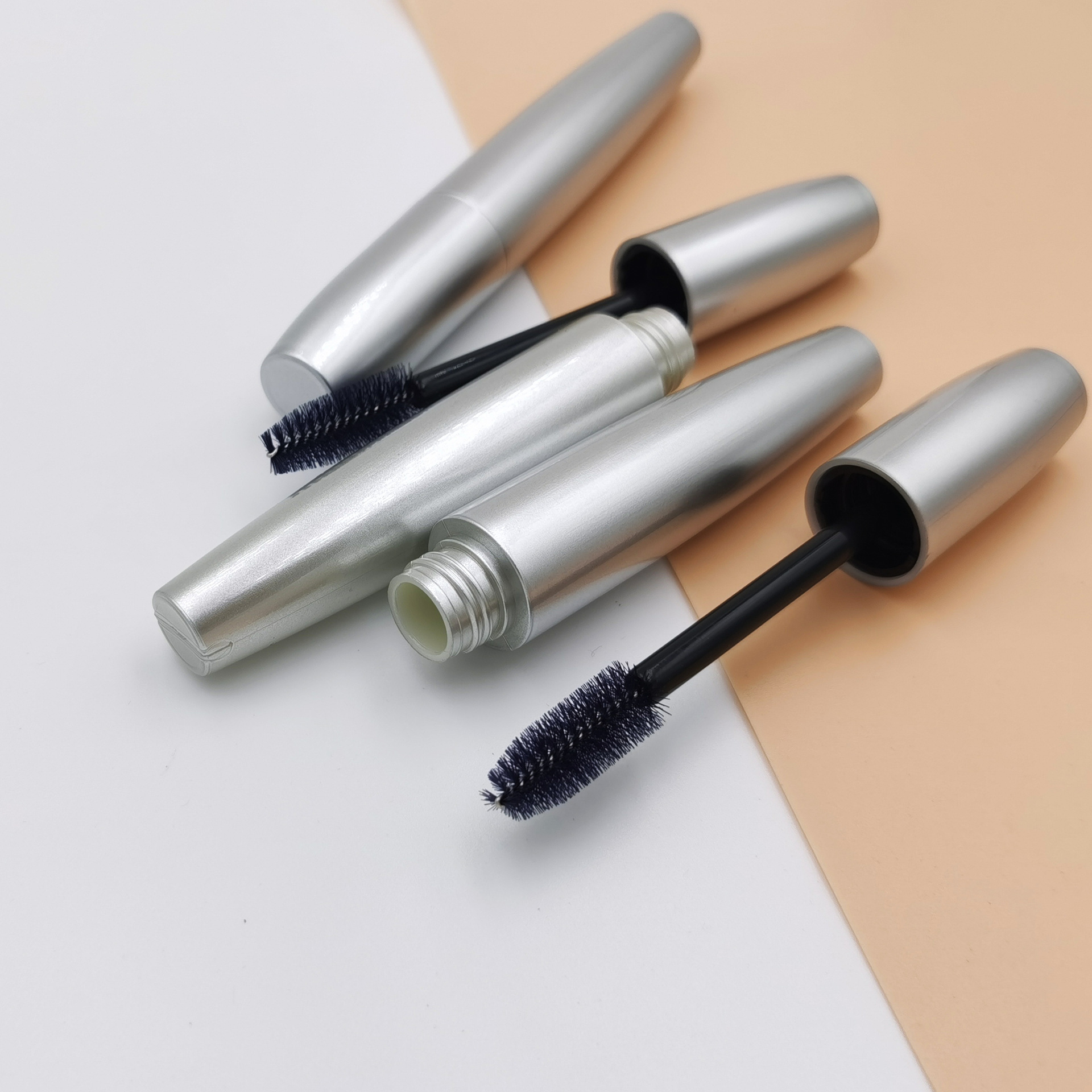 5ml Colorful Empty customized Plastic Eyeliner Tube Container Refillable Eyelash Mascara Liquid Tube packaging