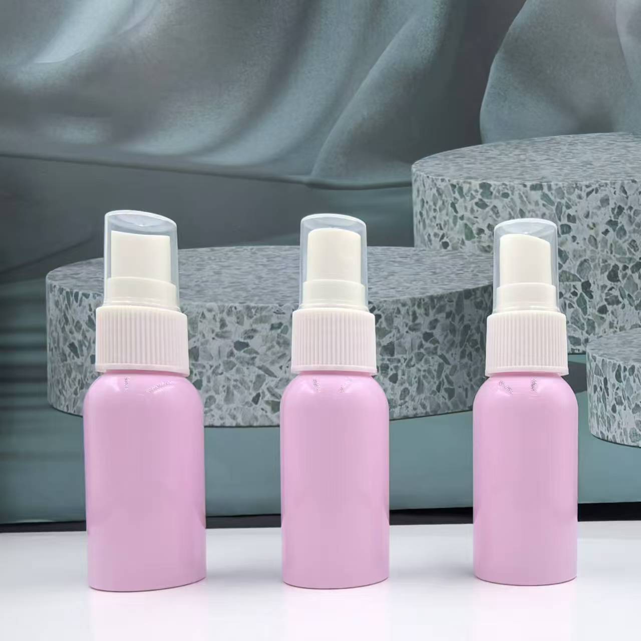 20ml plastic fine mist spray bottle for face or alcohol Hair Oil Medicine Liquid Bottle With Pump