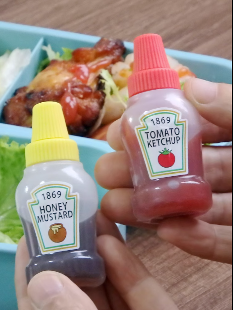 25Ml Mini Tomato Ketchup Bottle Portable Sauce Condiment Squeeze Empty Plastic Salad Dressing Container
