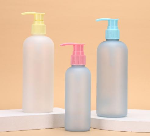 custom 150ml 300ml Clear Frosted PET plastic Round Shoulder Shampoo Bottle With Pump Makeup Remover Oil Dispenser Bottle