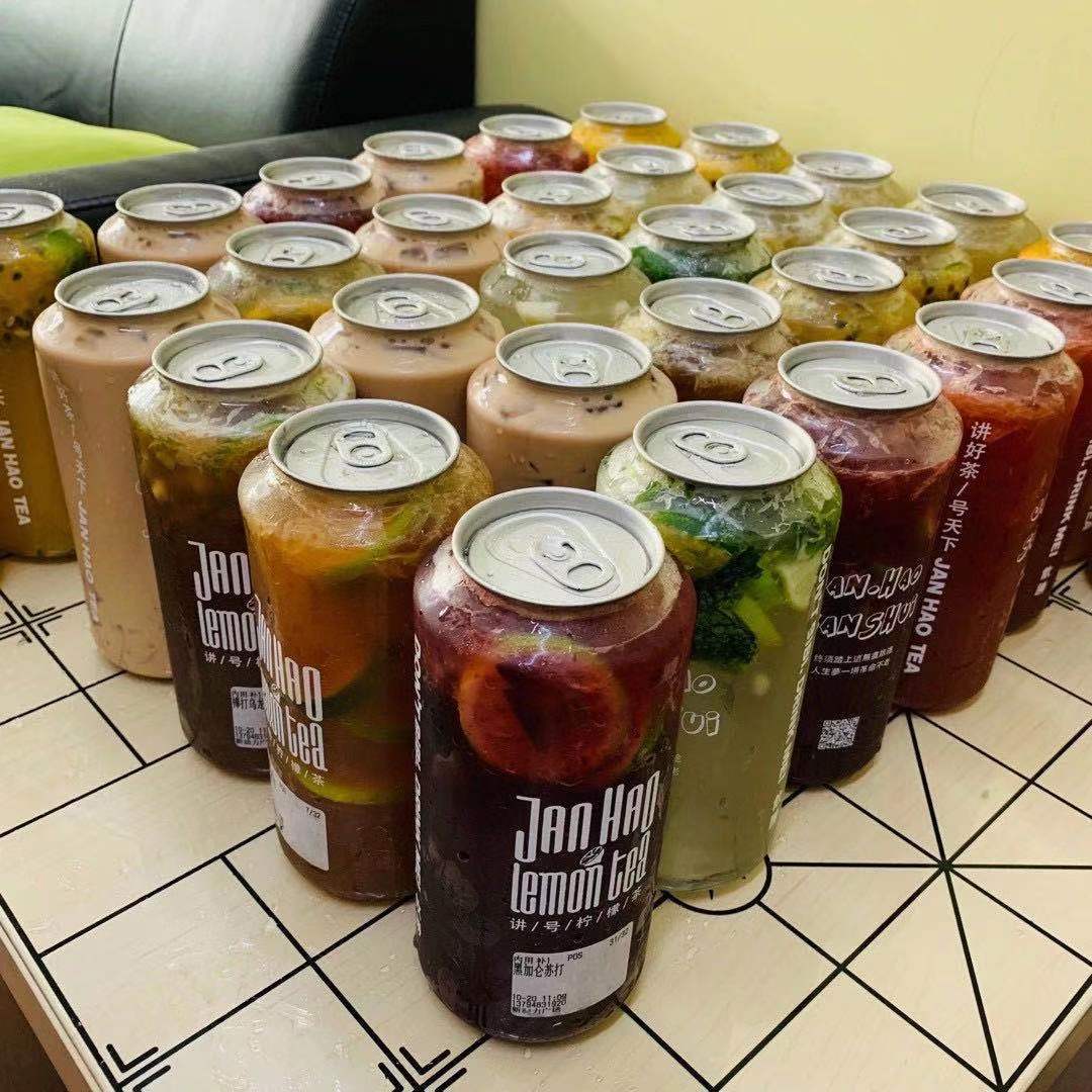 500ml 650ml 700ml 1000ml Plastic Soda Can Wholesale PET Cans for Drinks Coffee Juice Beverage with Seamer Machine