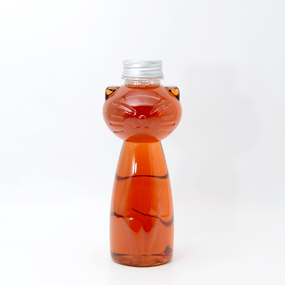 500ml Empty PET Disposable Gingerbread Man Creative Christmas Cold Juice Beverage Packing Bottle
