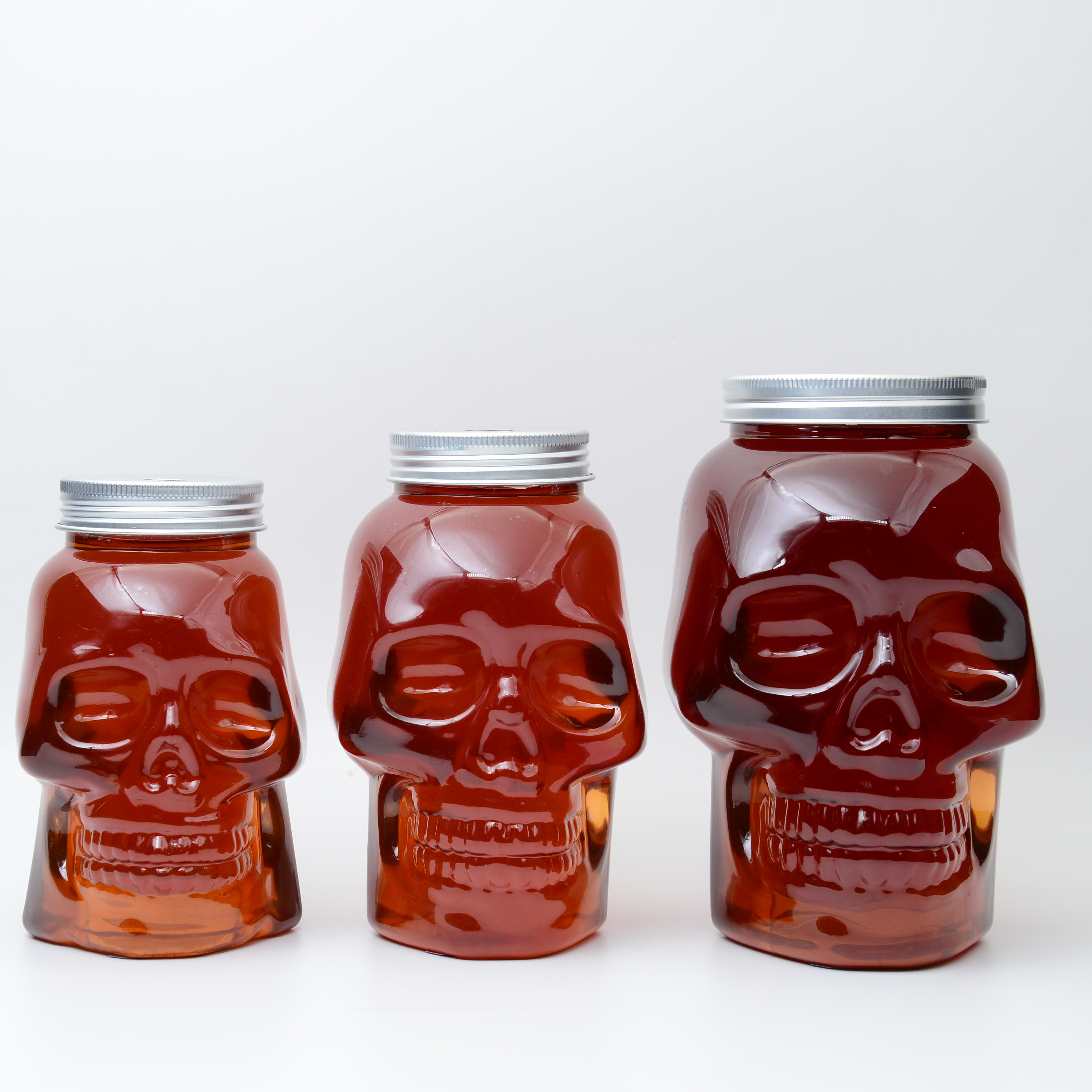 Plastic Skull Bottle 350mll 450ml Whisky Drinking Wine Cocktail Container PET Transparent Juice Cap for Tea Coffee Beverage