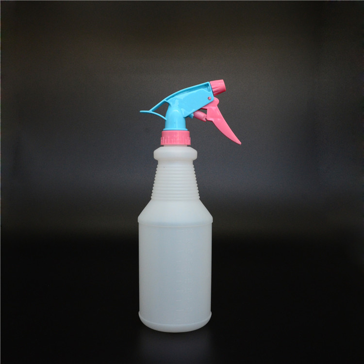 factory price  500ml 700ml 1L PE Plastic Spray Bottle Transparent Empty Dispenser Customized Round Jar with Trigger Spray