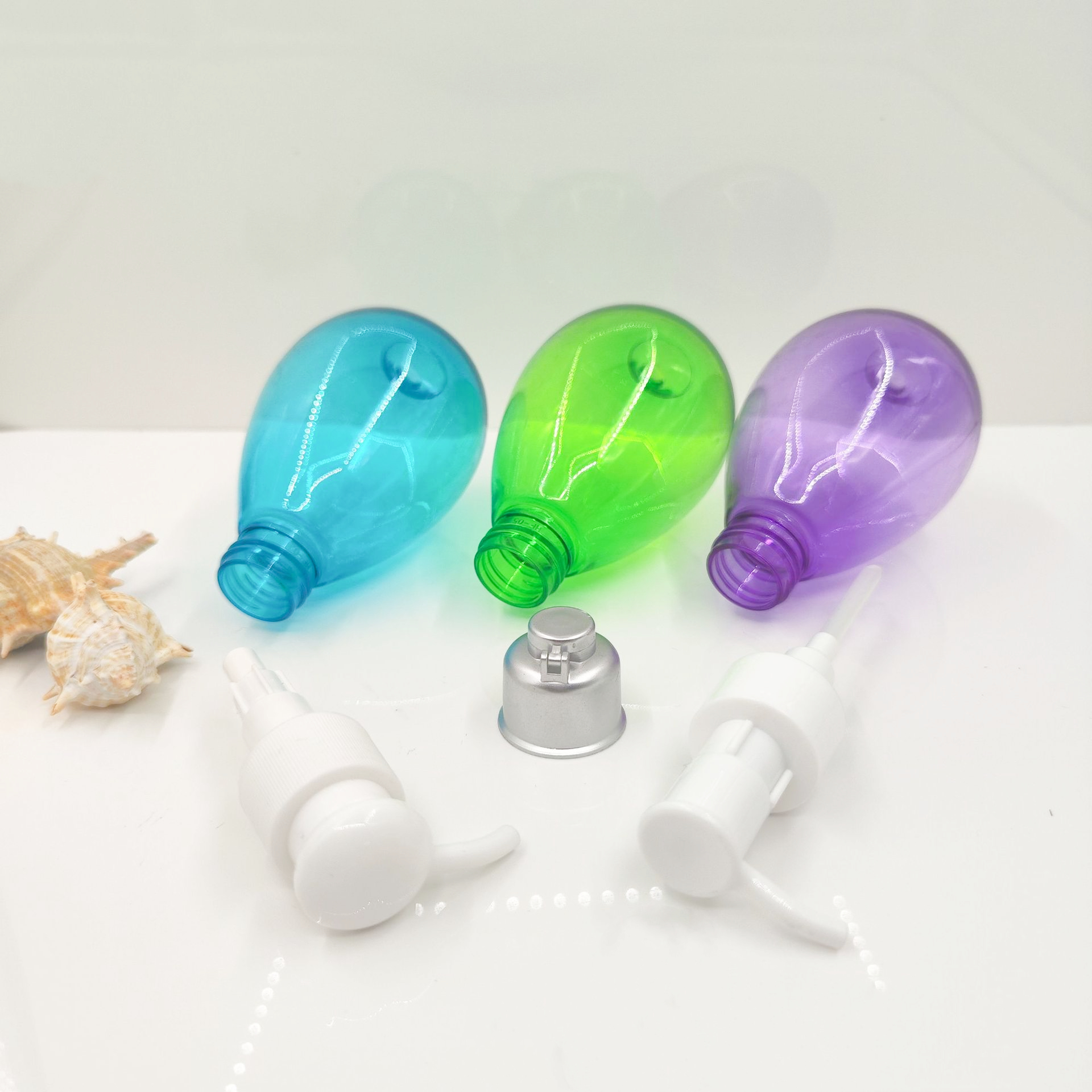 Color 200ml light bulb shape kids shampoo bottle with flip cap pump dispenser lotion bottle plastic PET toothpaste bottle