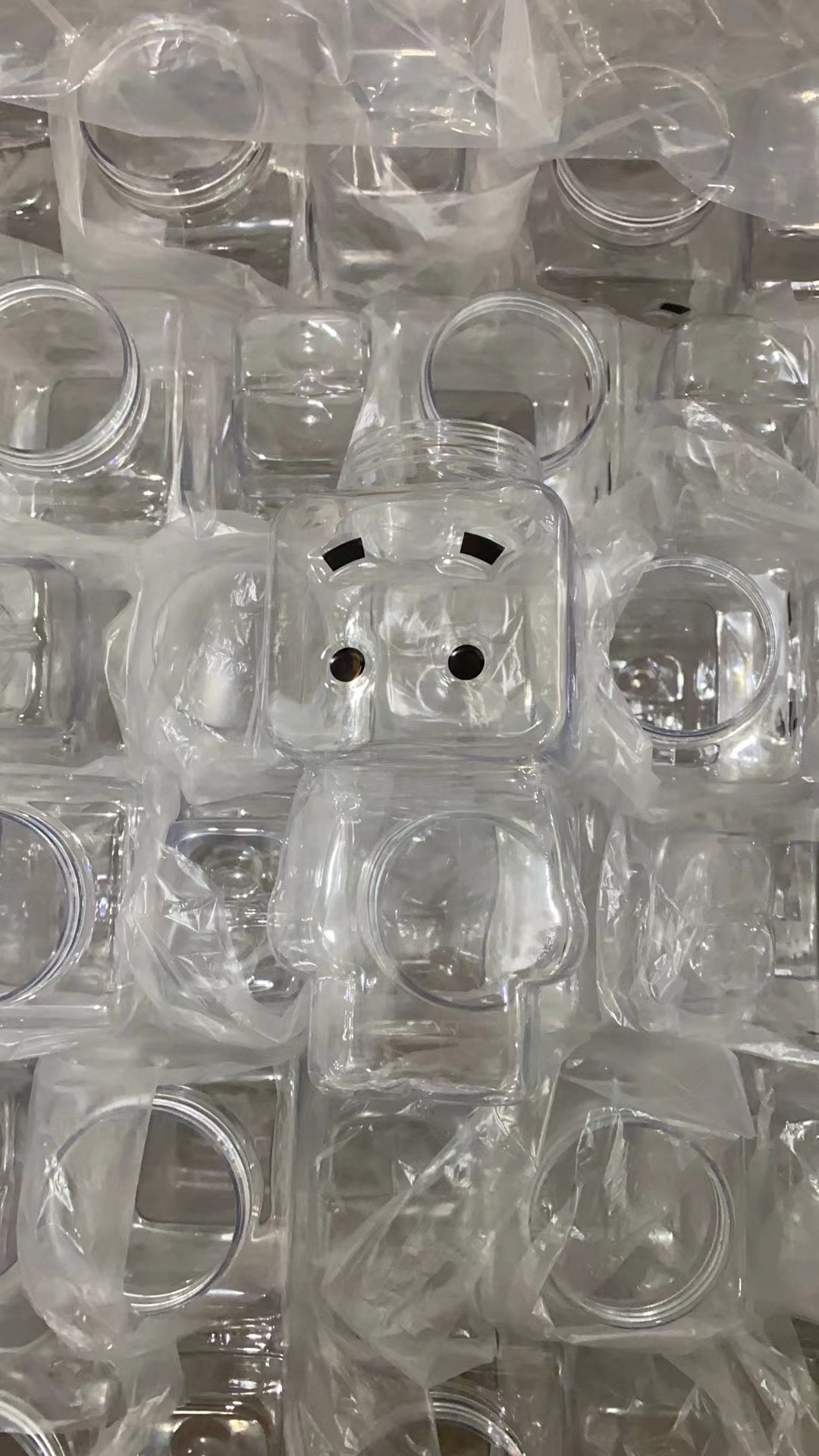 New Creative Cartoon Disposable PET Plastic Beverage Bottle Milk Tea Juice Bottle 500ml DIY Robot Bottle