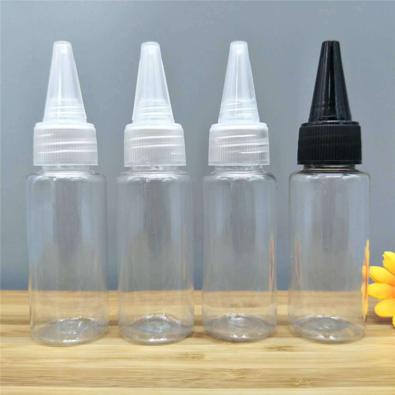 Custom Food Grade Refillable Round Shape Plastic three hole Sauce Ketchup Honey Seasoning Squeeze Bottle BPA Free