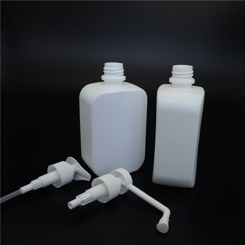 Clear Empty Spray Bottle PET Plastic Bottles with Super fine Mist Trigger Sprayer Leak-proof for Cleaning Products Garden