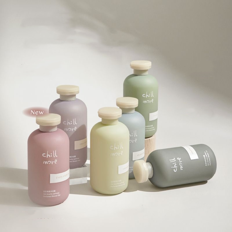 Custom Luxury Soft Touch 300ml 500ml Frosted Shampoo Body Scrub Plastic Packaging Tubes Baby Body Wash Bottle with Lotion Pump