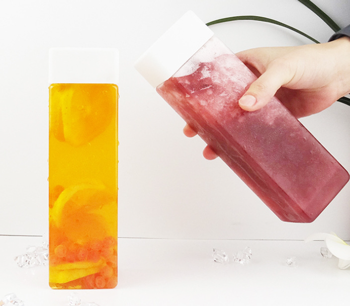 Portable 350ml 400ml 500ml PET Square Plastic Bottle Square Beverage Bottle Juice Bottles with Caps