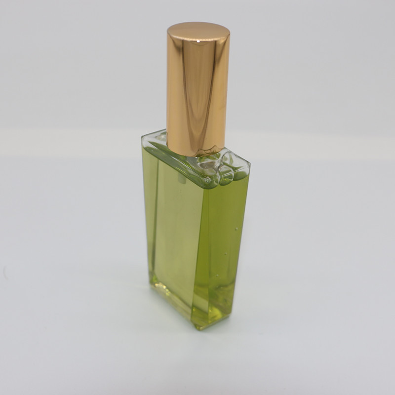 Perfume Bottles 100ml 150ml 200ml Clear Square Cosmetic Essence Bottles Glass Plastic Thick Wall Spray Bottle with Gold Pump