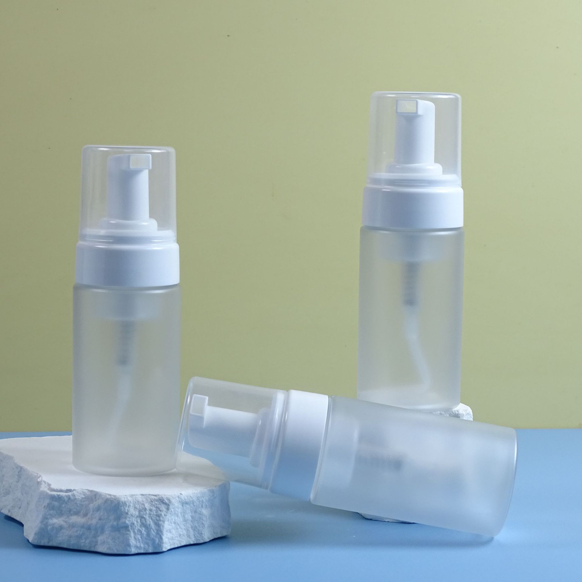Fancy Clear Frosted Matte Mousse Bottle 50ml 100ml 150ml 200ml Foam Face Wash Cleanser Pump Bottle with Cover & Logo Printing