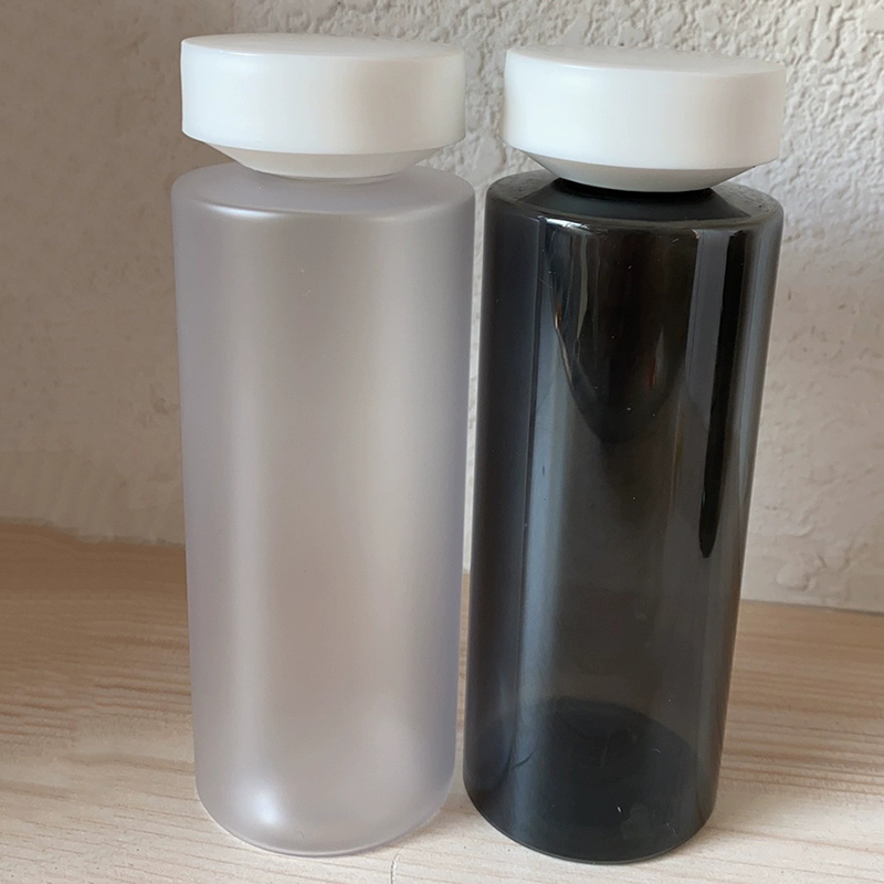 Clear Matte Plastic PET Lotion Bottle 100ml 200ml 250ml Customize  Shampoo Bottle Plastic black Bottle for Toner with Screw Lid