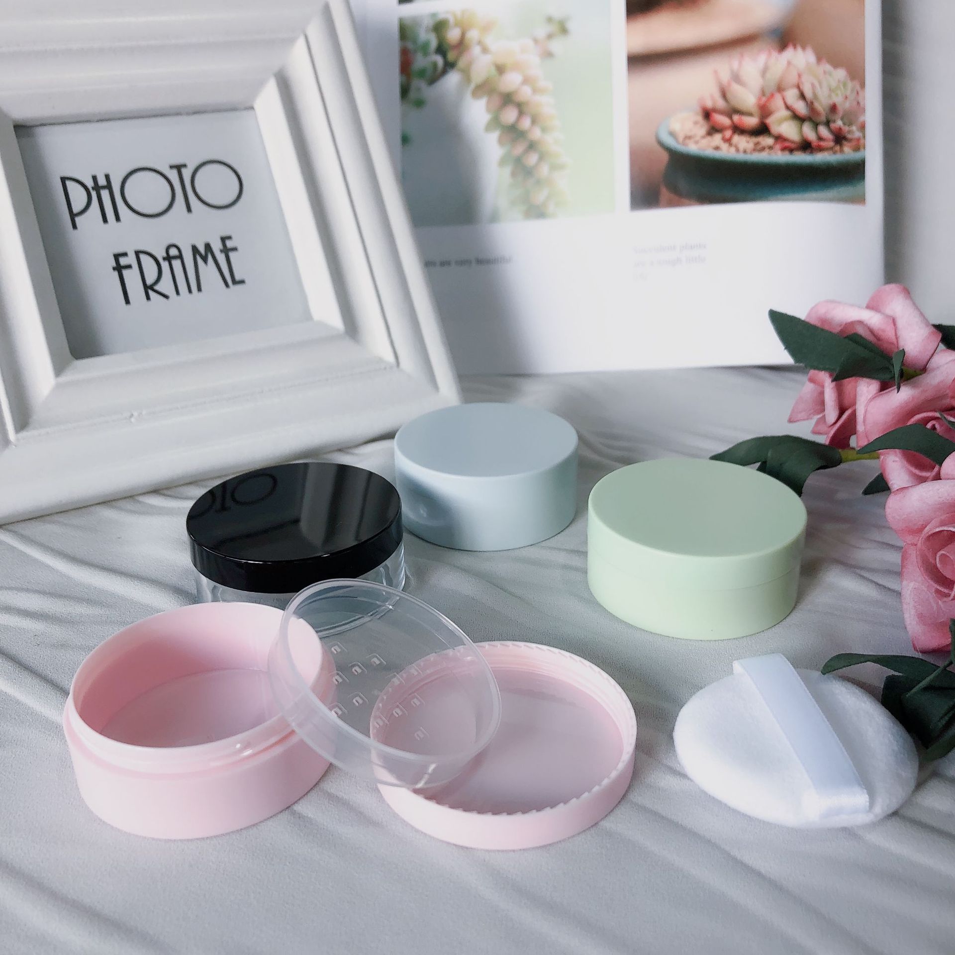 Oil Control Loose Face Powder Jar with Velour Powder Puff 20g 30g 50g Matte Clear Plastic Jar Customize Cosmetic Packaging