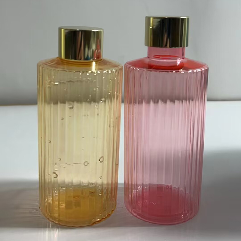 Wholesale 100ml 120ml 200ml Clear Shampoo Bottle Cylinder Flat Shoulder Frosted Lotion Bottles With Round Flip Cap