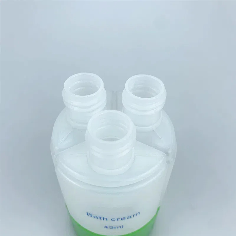 Hot Travel Body Wash Bottle Set 3 in 1 4 in 1 45ml 60ml Flip Top Cap Shampoo Conditioner Squeeze Bottle Lotion Dispenser Bottle