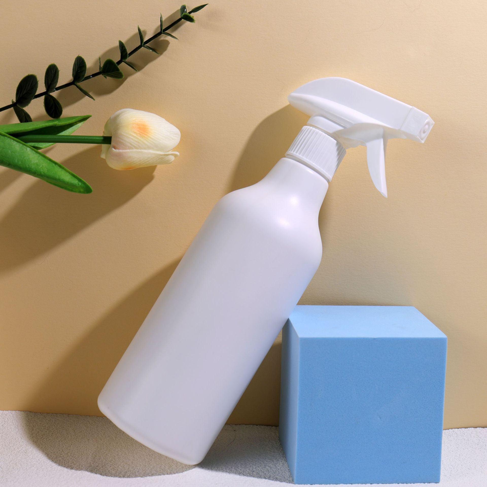 500ml white HDPE plastic empty Oil pollution purification baseball bottle Trigger Spray Bottle Hand Sanitizer Spray bottle
