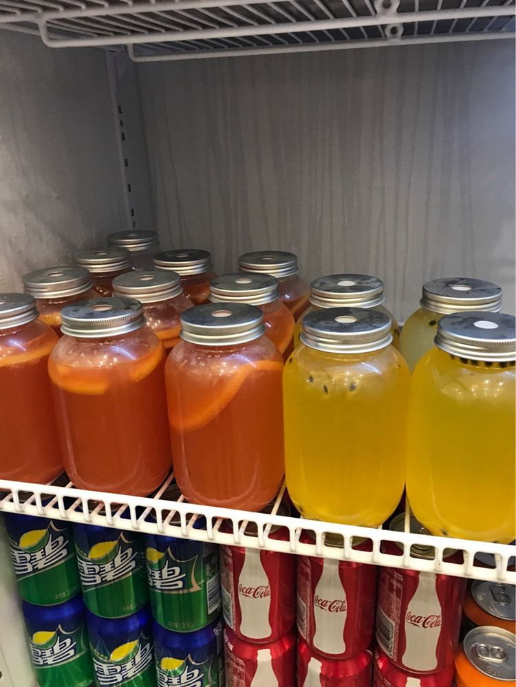 Custom Logo Label Printing 250ml 330ml 500ml Plastic Boba Tea Cans Soda Cans Fruits Juice Cans Bottle With Aluminum Lids