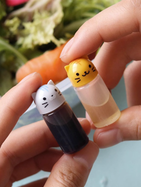Mini Ketchup Bottle for Bento Box Accessories, 25ml Condiment Squeeze Bottles Empty Plastic Salad Dressing Container Tomato