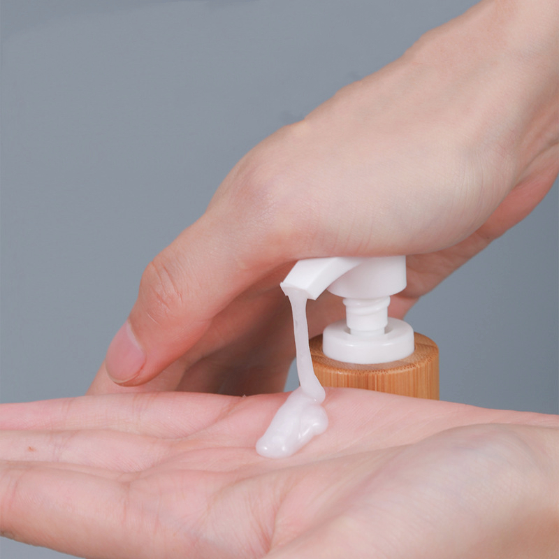 Shampoo Bottle With Disc Cap 250ml 300ml 500ml HDPE Lotion Bottle body wash Liquid soap Bottle with Pump Dispenser Trigger Spray