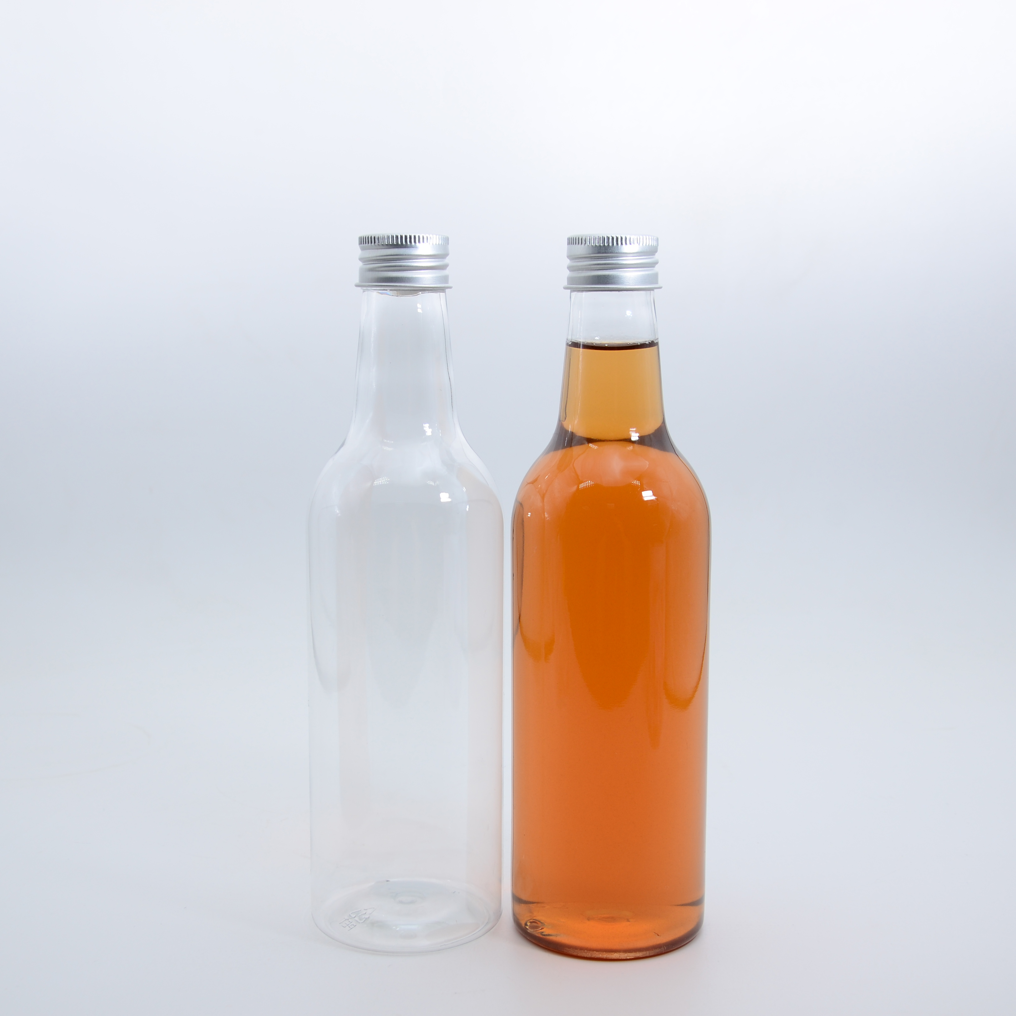 Long Neck Clear Juice Bottle Plastic PET Beer wine Bottles 120ml 150ml 200ml 300ml Carbonated Drinks Soda Jar with Aluminum Cap