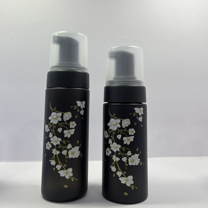 Foaming Bottle 50ml 100ml 150ml 200ml 250ml 300ml PET Cosmetic Liquid Soap Dispenser Face Clean Lotion Package with Gold Pump